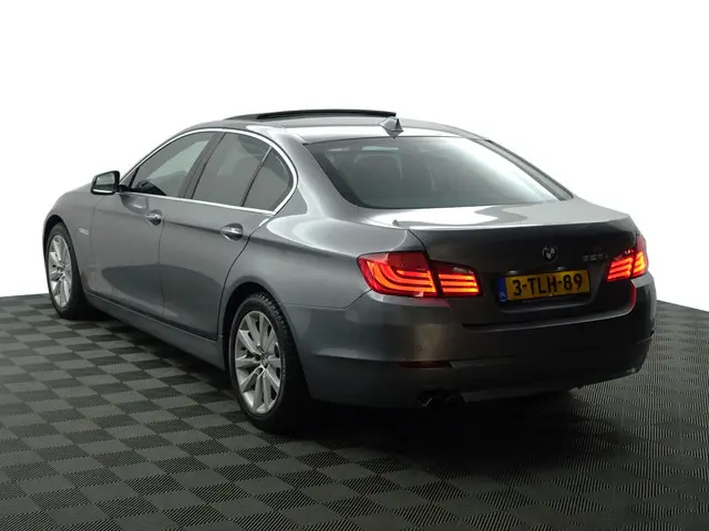 BMW 5 Serie 528i High Executive+ Aut- 2012 Benzine 5