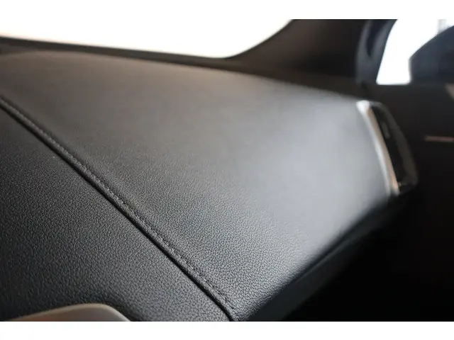 BMW iX xDrive40 2025 Elektrisch 19