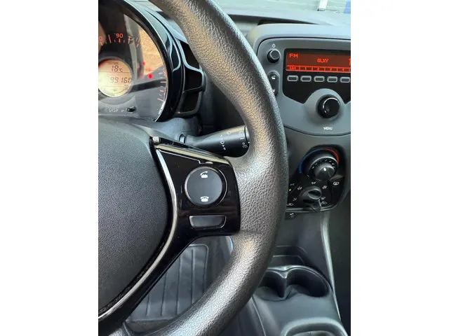 Toyota Aygo 1.0 VVT-i x-fun app carplay 2021 Benzine 15