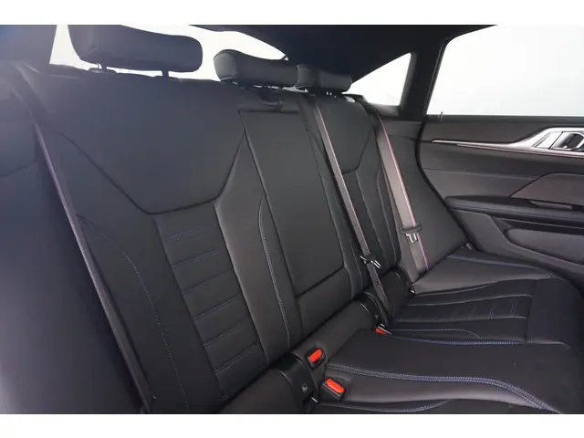 BMW i4 eDrive35 2024 Elektrisch 11