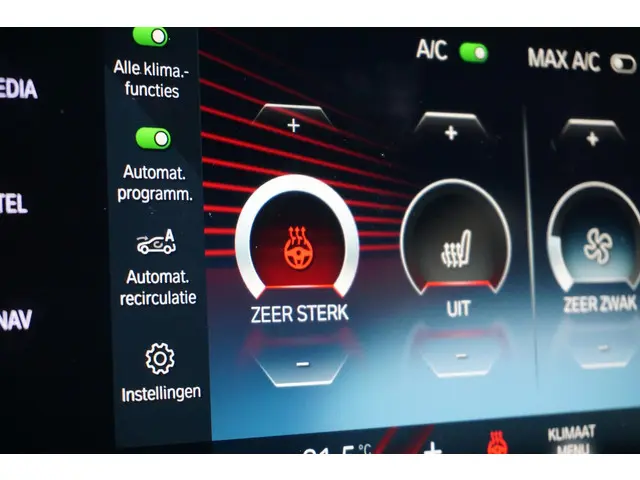 BMW iX1 xDrive30 2024 Elektrisch 26