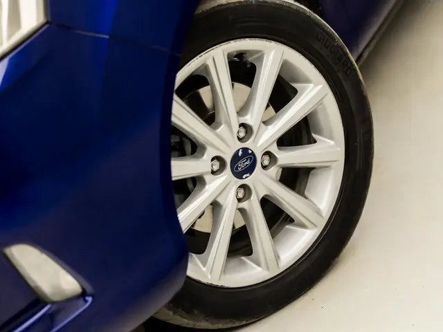 Ford B-MAX 1.0 EcoBoost Titanium Sport 2015 Benzine 17