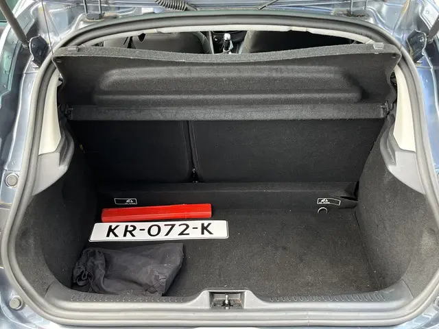 Renault Clio 0.9 TCe Limited 2016 Benzine 36
