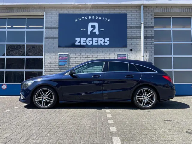 Mercedes-Benz CLA Shooting Brake 200 2016 Benzine 16