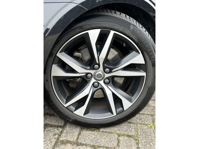 Volvo S60 2.0 B4 R-Design 2021 Benzine 4