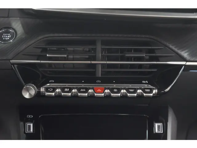 Peugeot 2008 Hybrid 136 e-DSC6 GT 2024 Hybride Benzine 54