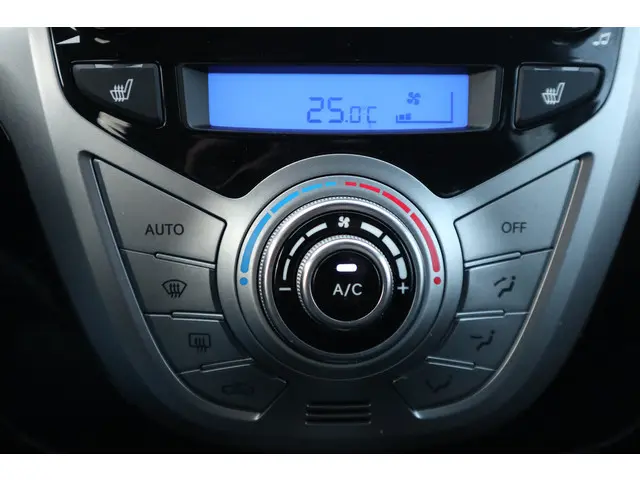 Hyundai ix20 1.6i i-Vision 2014 Benzine 28