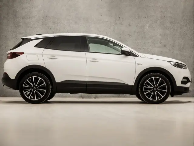 Opel Grandland X 1.2 Turbo Elegance Sport 2021 Benzine 4