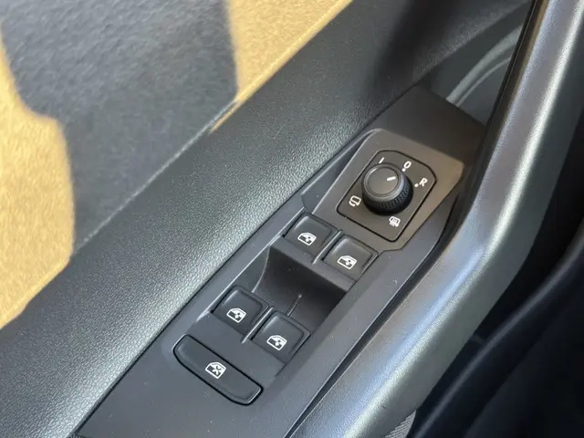 Volkswagen Polo 1.0 TSI Life Edition 2025 Benzine 25