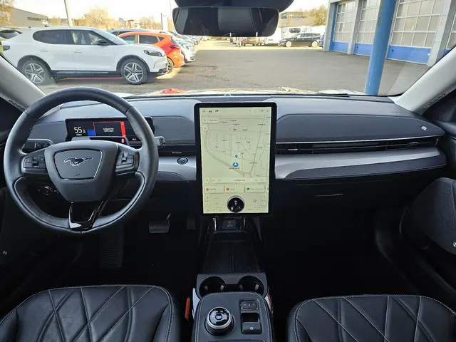 Ford Mustang Mach-E RWD 75 kWh 2021 Elektrisch 19