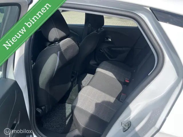 Opel Corsa 1.2 Edition 2022 Benzine 19