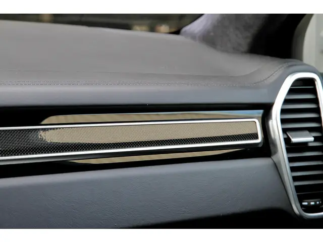 Porsche Cayenne Coupé 3.0 E-Hybrid 2019 Hybride Benzine 37