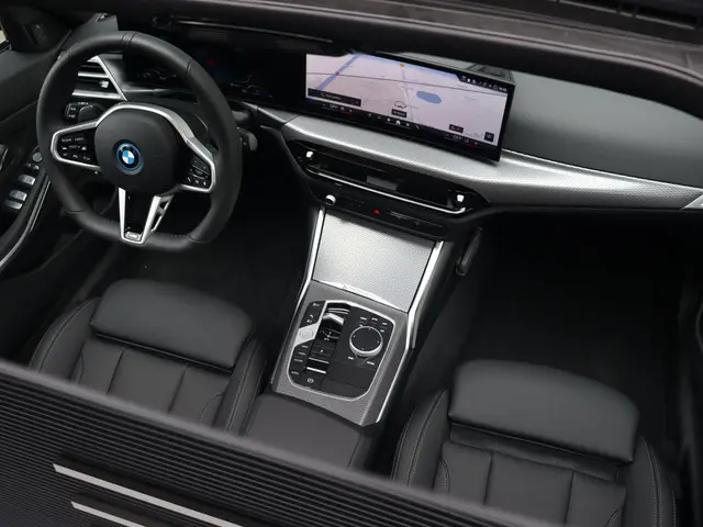 BMW 3 Serie Touring 330e 2025 Hybride Benzine 17