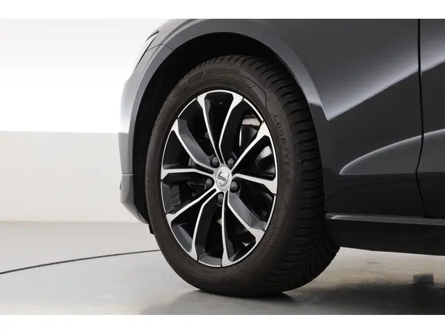 Volvo V60 2.0 B4 Momentum Business 2021 Hybride Benzine 36