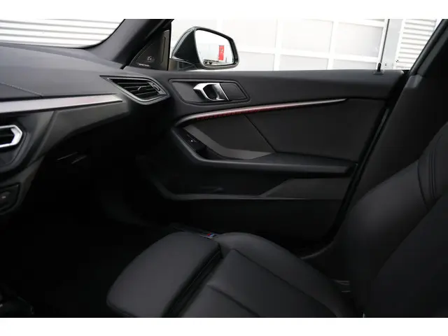 BMW 2 Serie Gran Coupé 218i M-Sport Pro 2023 Benzine 68