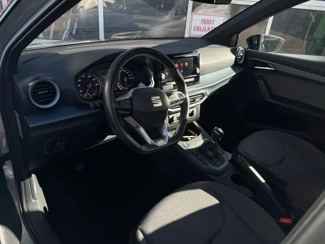 SEAT Arona 1.0 TSI Xperience Connect 2022 Benzine 3