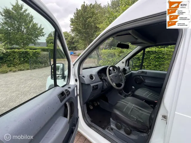 Ford Transit Connect T230L 1.8 TDCi Trend 2013 Diesel 11