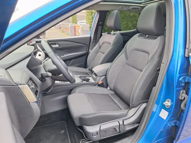 Nissan QASHQAI 1.3 MHEV Business 2023 Hybride Benzine 12
