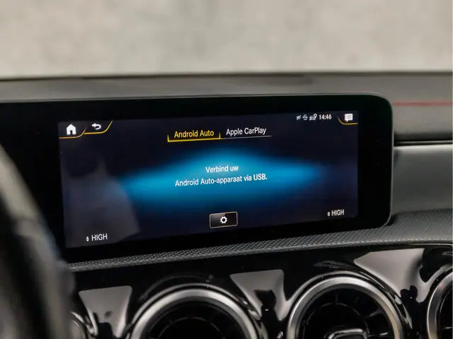 Mercedes-Benz CLA 200 AMG Sport 2019 Benzine 27