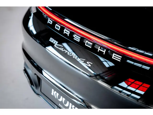 Porsche 911 Carrera 4S Cabriolet 2020 Benzine 13