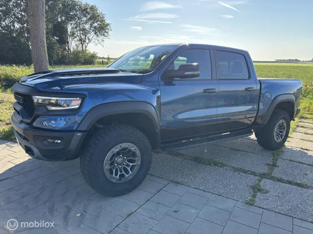 Dodge Ram 1500 4X4 6.2 V8 4x4 Crew Cab TRX 2024 LPG/Gas 6