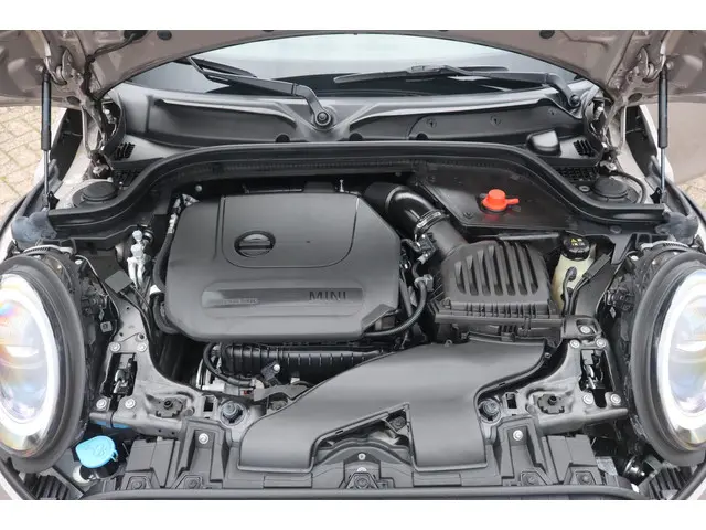 MINI Cooper Mini 1.5 Camden Edition 2023 Benzine 20