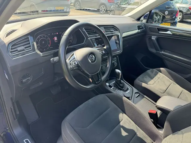 Volkswagen Tiguan 1.4 TSI 4Motion R line 2018 Benzine 2