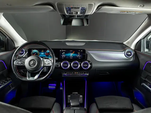 Mercedes-Benz EQA 250 AMG Line 67 kWh 2021 Elektrisch