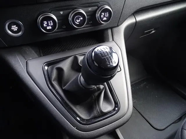 Renault Kangoo 1.5 Blue dCi 115 extra L1 2024 Diesel 28