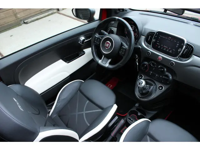 Fiat 500C 0.9 TwinAir Turbo Sport Cabrio 2017 Benzine 9