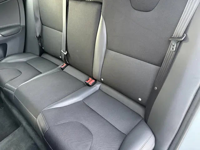 Volvo XC60 2.0 T5 245 pk AWD Geartronic 2017 Benzine 15