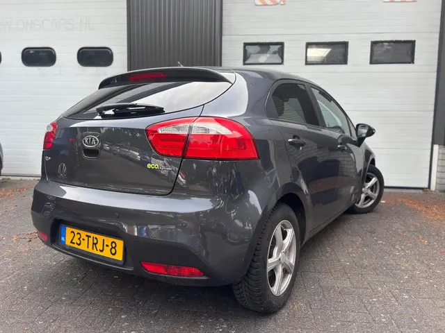 Kia Rio 1.2 CVVT Plus Pack 2012 Benzine 9