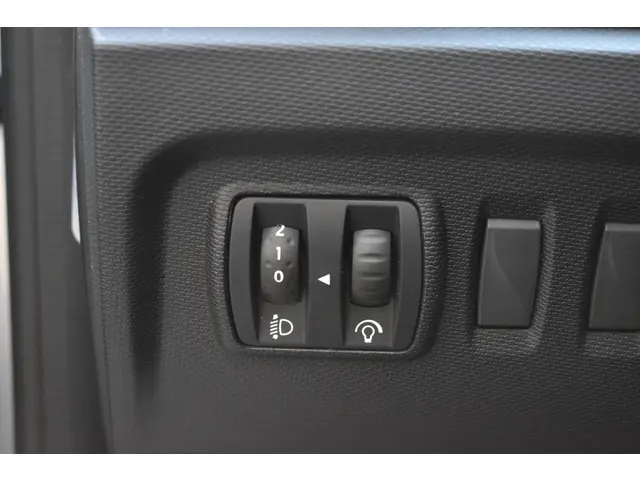 Renault Captur TCe 120 EDC Dynamique 2013 Benzine 22