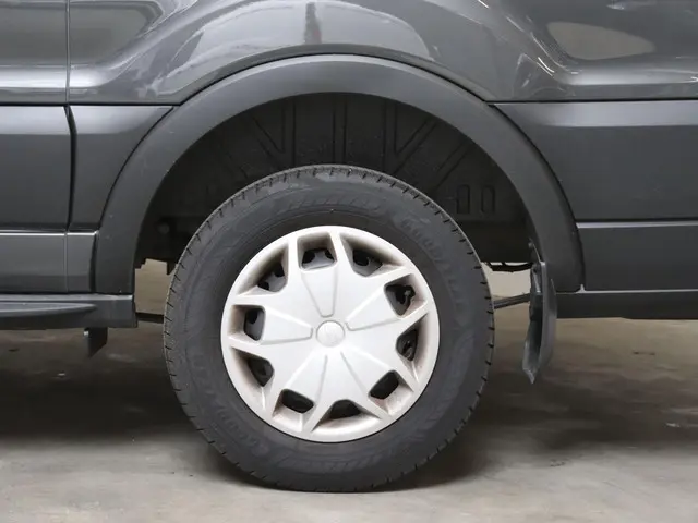 Ford Transit 105PK L2H2 Trend 2024 Diesel 13