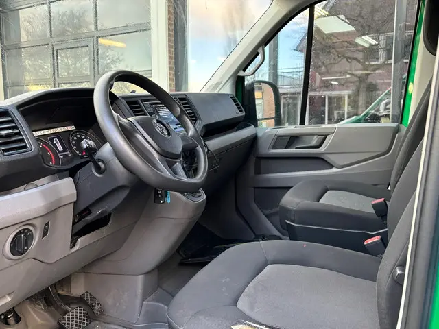 Volkswagen Crafter 35 2.0 TDI L4H3 2021 Diesel 9