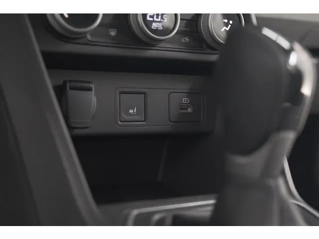 Dacia Sandero Stepway TCe 90 Extreme 2024 Benzine 50