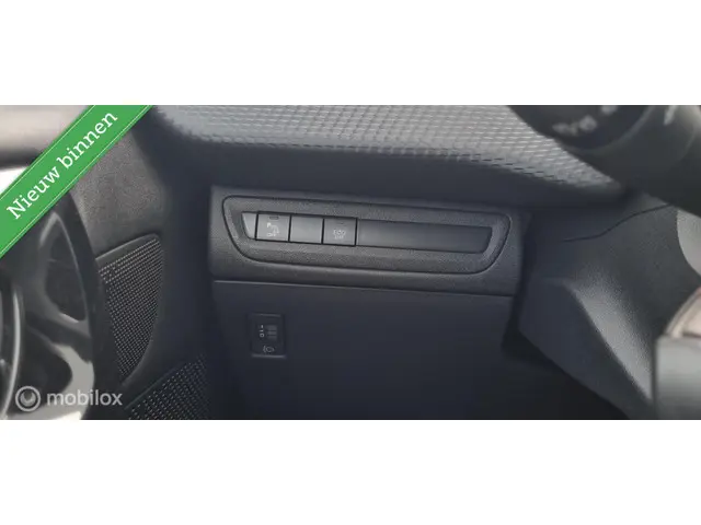 Peugeot 2008 1.2 PureTech GT-line 2017 Benzine 24