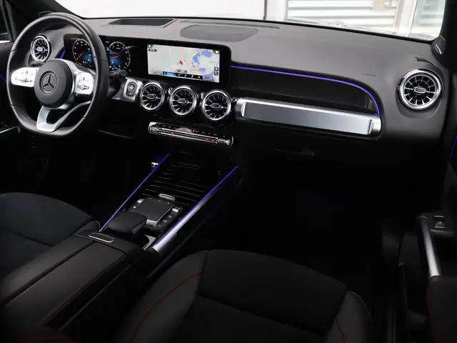 Mercedes-Benz GLB 200 2021 Benzine 6