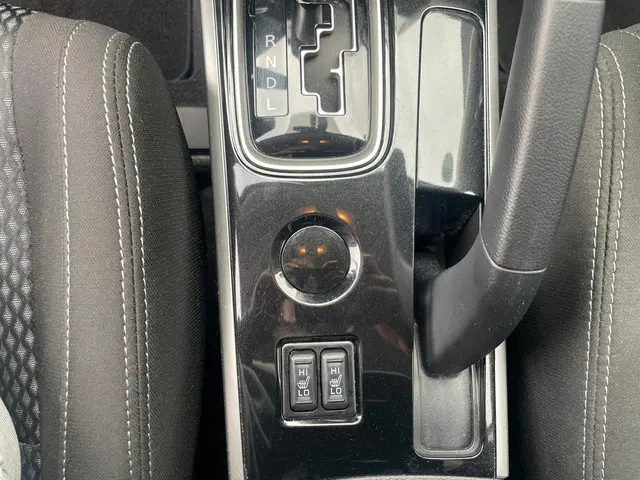 Mitsubishi Outlander 2.0 Connect Pro 2018 Benzine 16