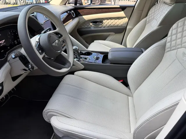 Bentley Bentayga 4.0 V8 2021 Benzine 9