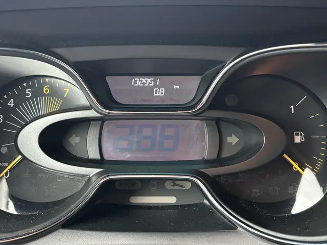 Renault Captur 0.9 TCe Helly Hansen 2014 Benzine 16