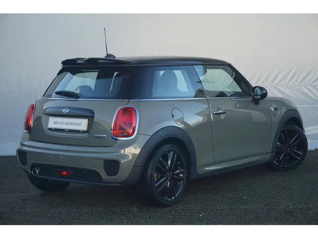 MINI 3-Deurs Cooper 2019 Benzine 2