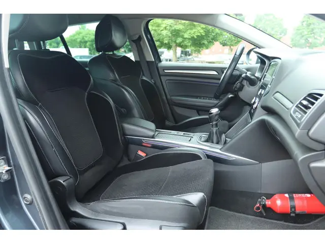 Renault Mégane Estate 1.5 DCI GT-LINE 2017 Diesel 10