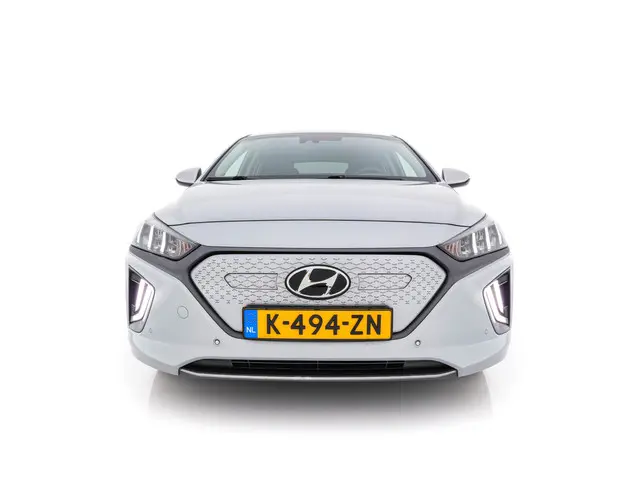 Hyundai IONIQ Premium EV 38 kWh {SOH-100%} 2021 Elektrisch 2