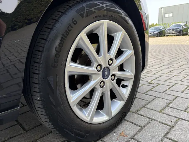 Ford Fiesta 1.0 EcoBoost Titanium 2020 Benzine 28