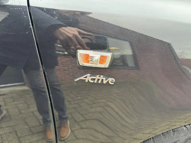 Opel Corsa 1.4-16V / in opdracht van klant 2013 Benzine 4