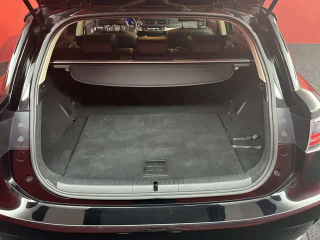 Lexus CT 200h Sport Edition 2016 Hybride Benzine 14