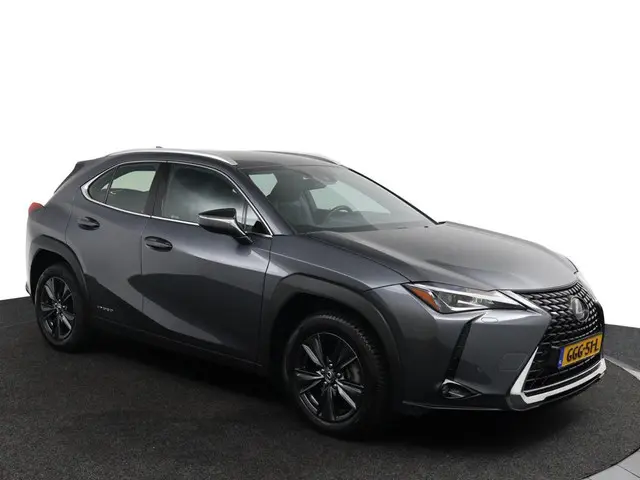 Lexus UX 3