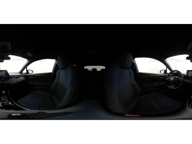 Toyota C-HR 1.2 Bi-Tone 2017 Benzine 48