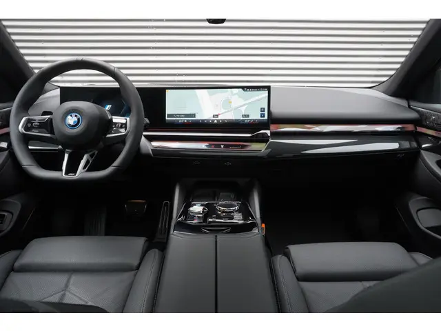 BMW i5 Touring eDrive40 2026 Elektrisch 9